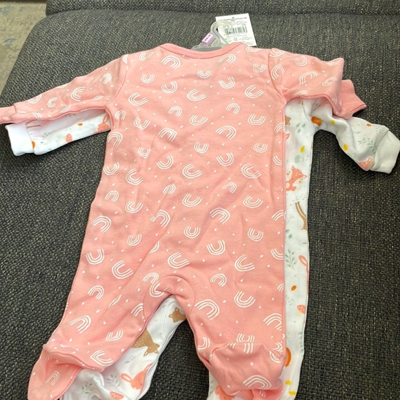 Sleepsuit - Picture 4 of 5